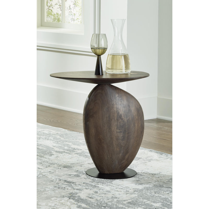 Signature Design by Ashley Cormmet Accent Table A4000612 IMAGE 5