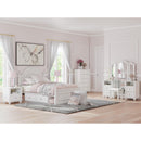  Signature Design by Ashley Kozlani 5-Drawer Chest PCB1819-46 IMAGE 11