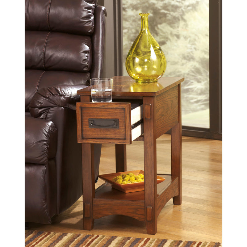 Signature Design by Ashley Breegin End Table T007-319 IMAGE 3