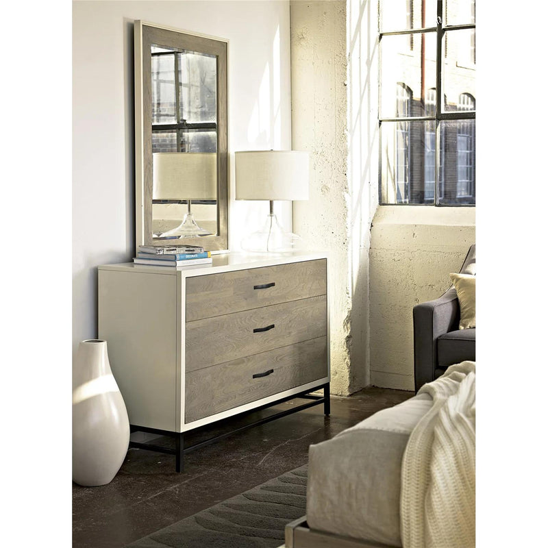 Universal Furniture Spencer 3-Drawer Dresser 219040 IMAGE 2