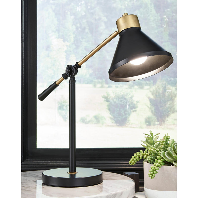 Signature Design by Ashley Garville Table Lamp L734342 IMAGE 3